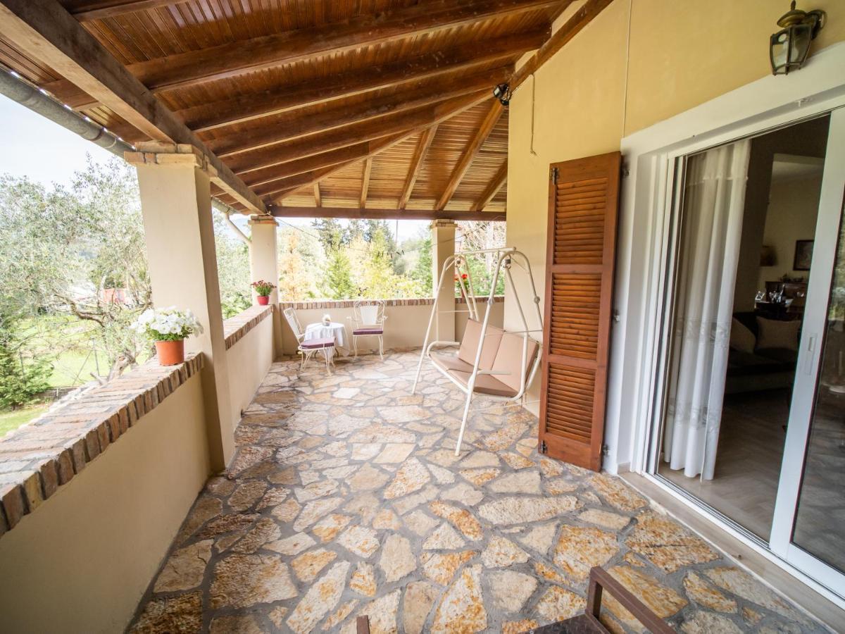 Villa Haris Gazátika Exteriör bild