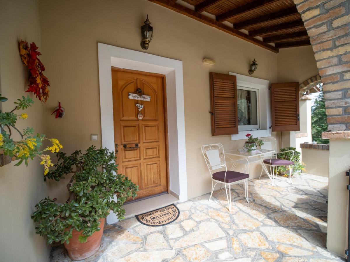 Villa Haris Gazátika Exteriör bild